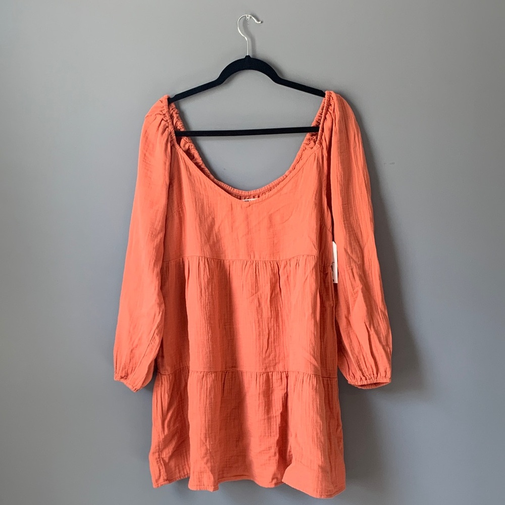 Billabong Flattering NWT Coral Long Sleeve Medium Dress